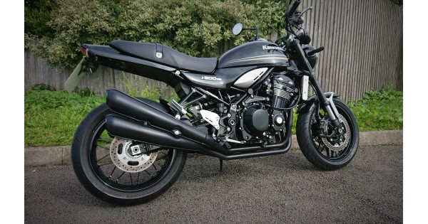 Kawasaki Z900RS 4 into 4 exhaust system coming soon!